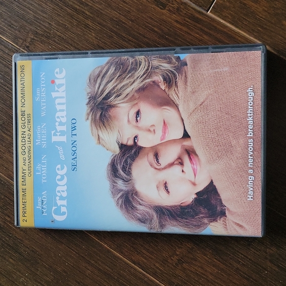 🔥3/$15 Grace and Frankie Season 2 - Picture 1 of 4